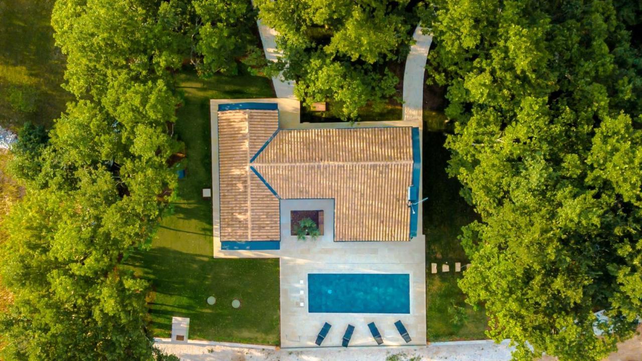 Willa Casa Bosca With Heated Pool Sveti Petar u Sumi Zewnętrze zdjęcie