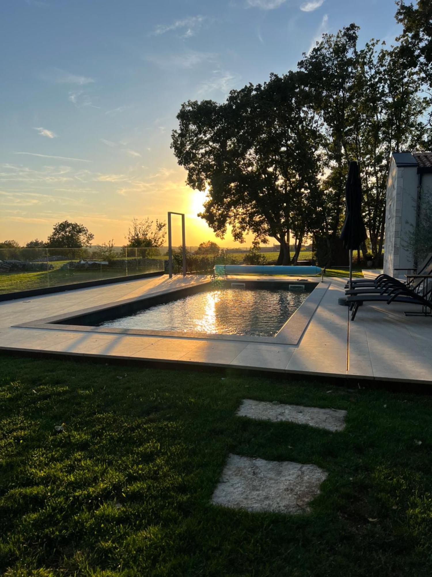 Willa Casa Bosca With Heated Pool Sveti Petar u Sumi Zewnętrze zdjęcie